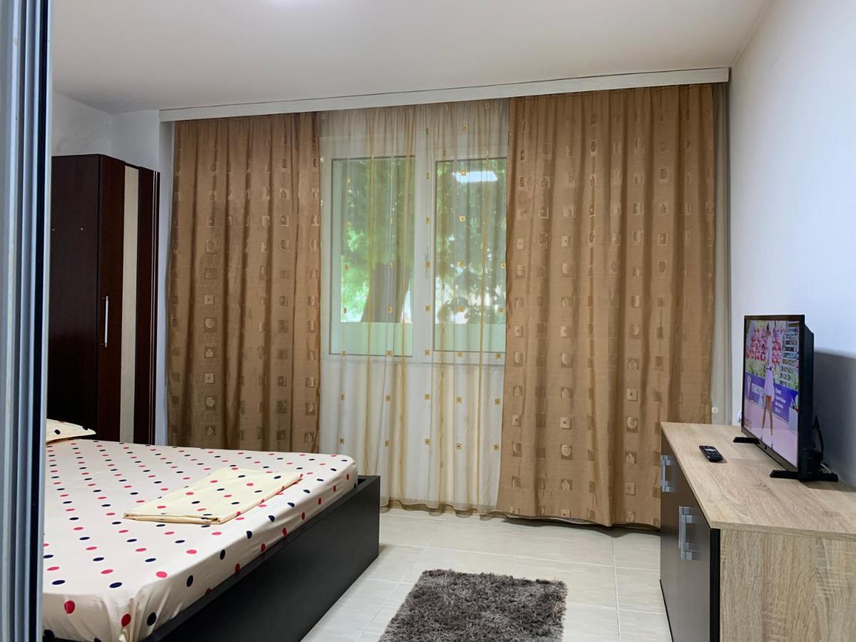 Eli Apartment Galati  Exterior photo
