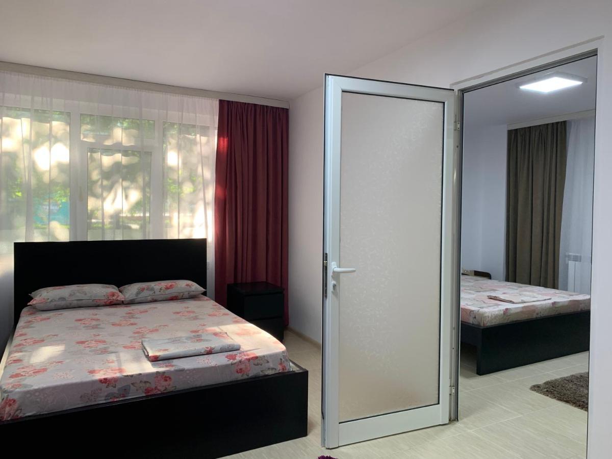 Eli Apartment Galati  Exterior photo