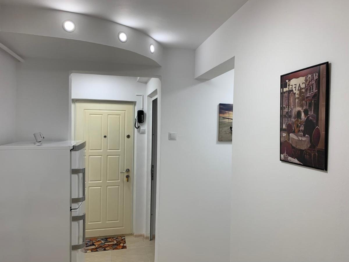 Eli Apartment Galati  Exterior photo