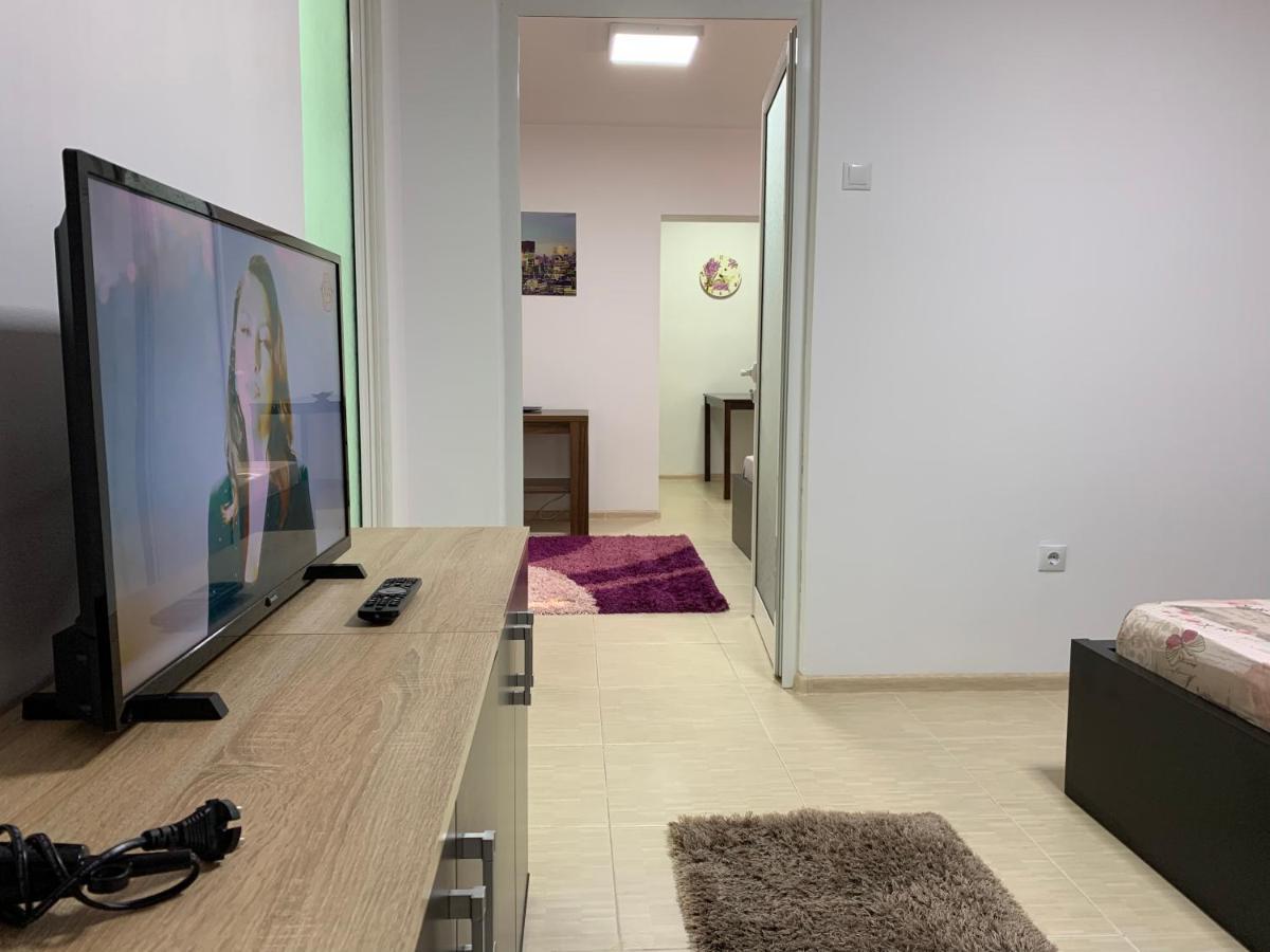 Eli Apartment Galati  Exterior photo