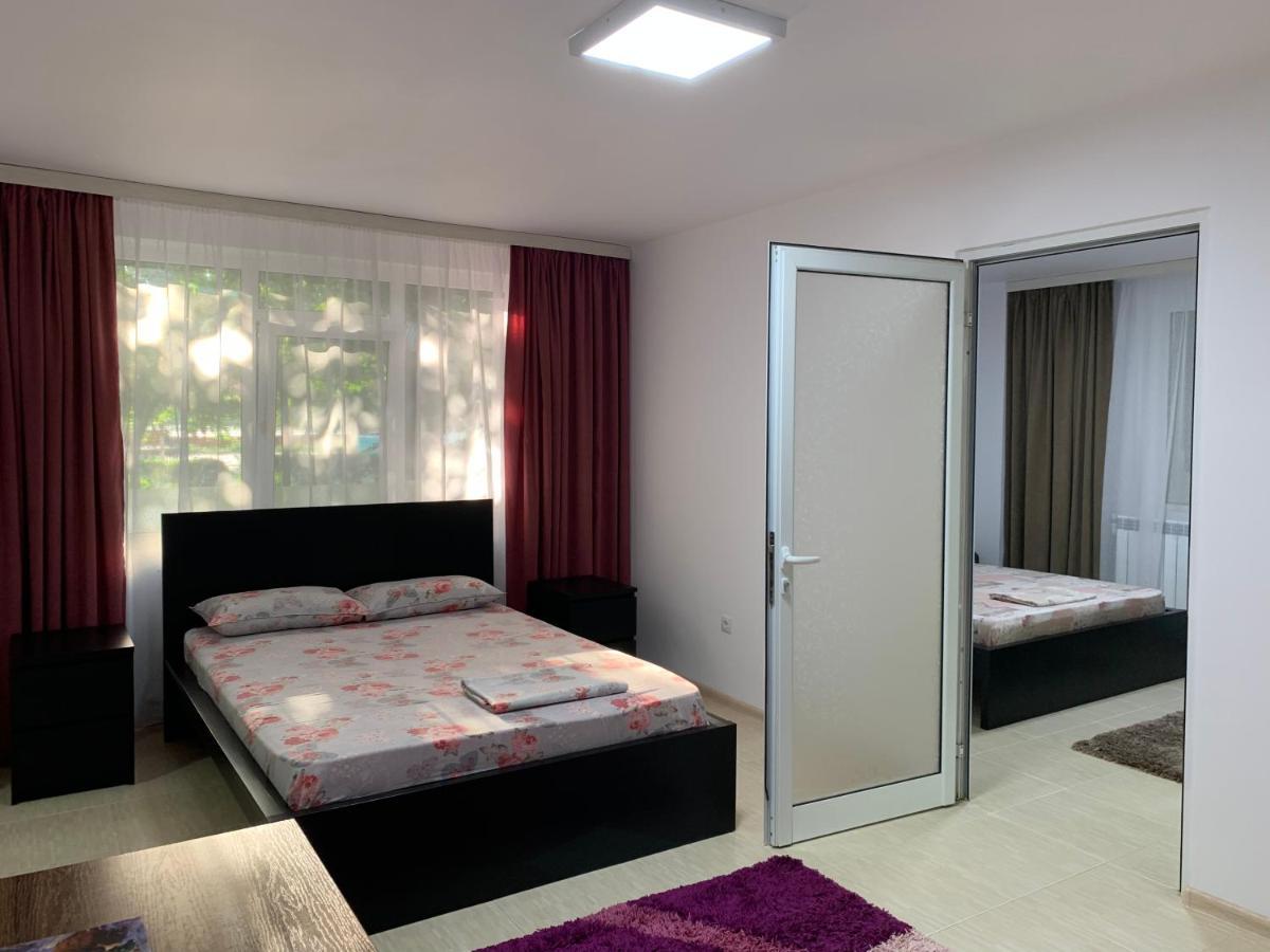 Eli Apartment Galati  Exterior photo
