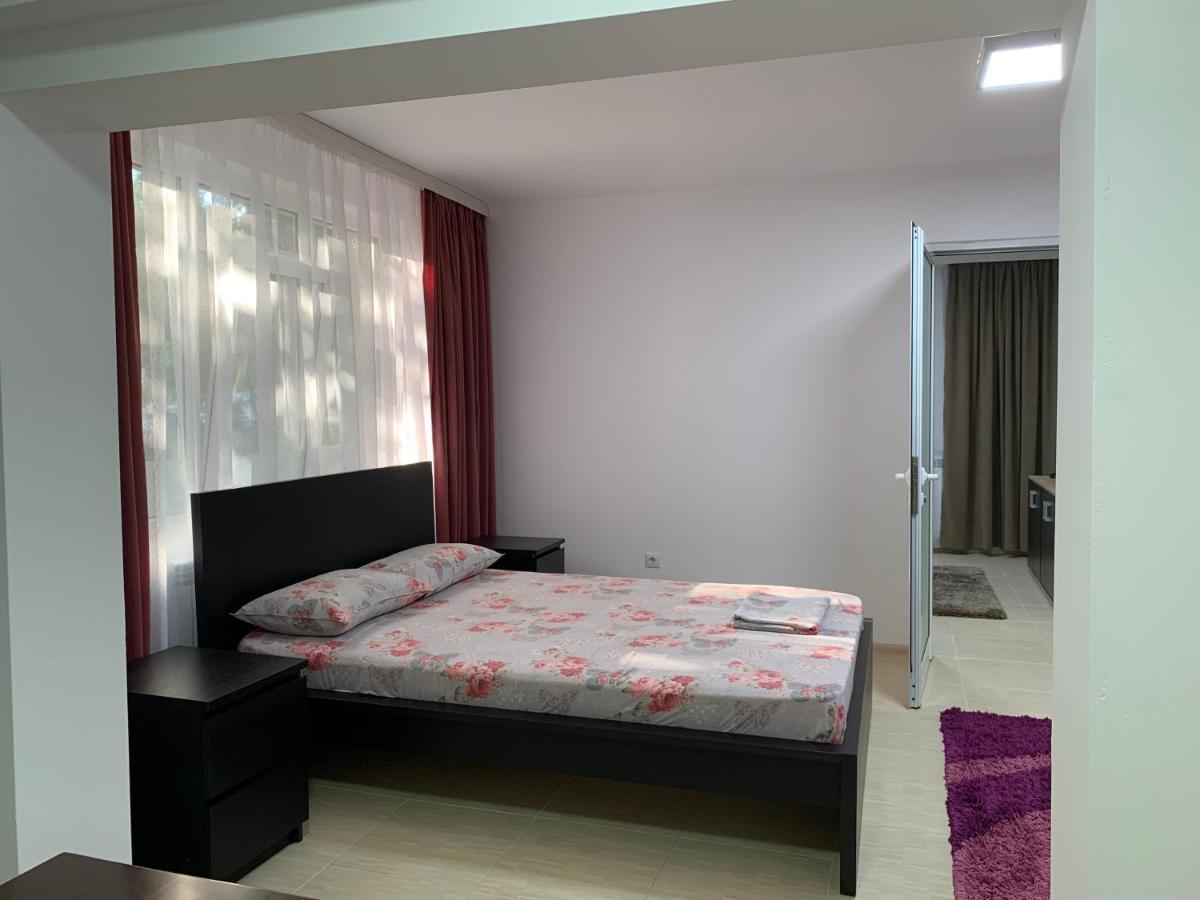 Eli Apartment Galati  Exterior photo